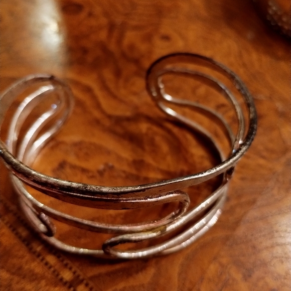 SALE:Bohemian pre-owned Assorted Bracelet Collection (Set of 5) - Picture 7 of 11